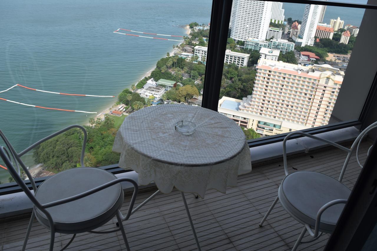 Sea View Apartment In Pattaya Eksteriør bilde
